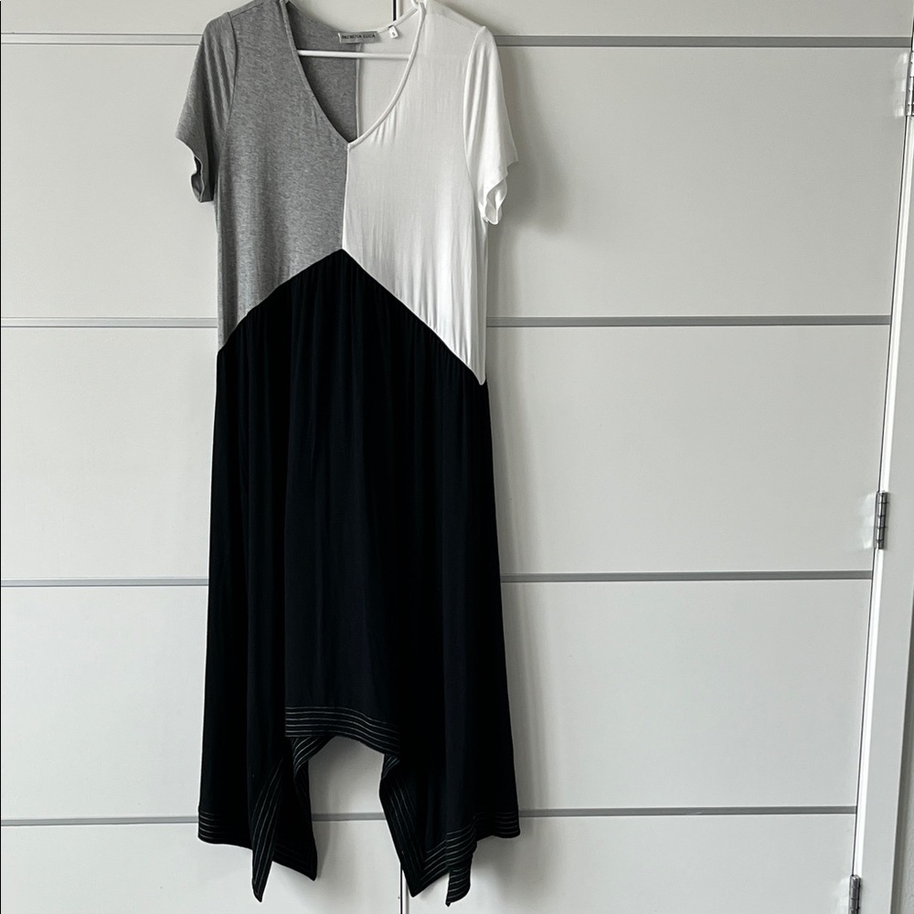 Colorblock V-Neck Dress - Black, Gray, and White
